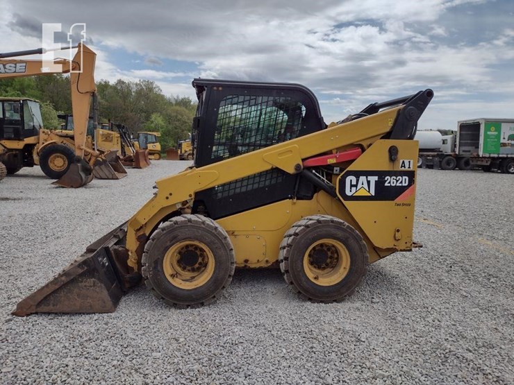 2018-caterpillar-262d-image-1