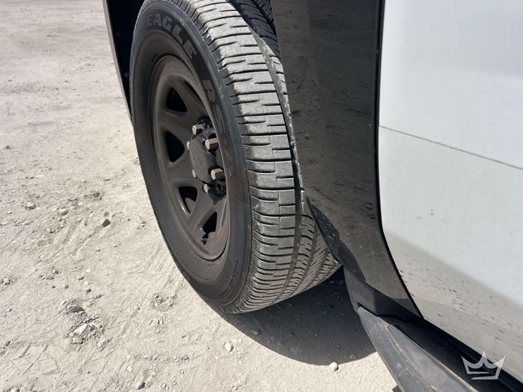 2019-chevrolet-tahoe-image-22