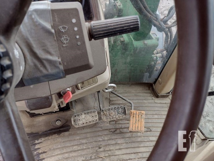 2001-john-deere-6410-image-10