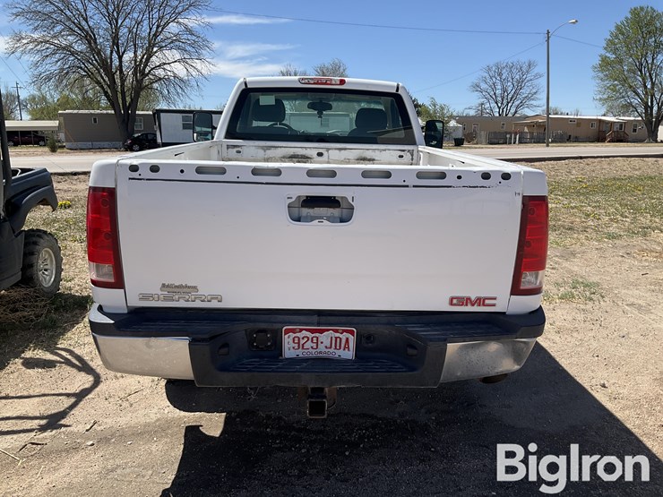 2007-gmc-sierra-2500-image-6
