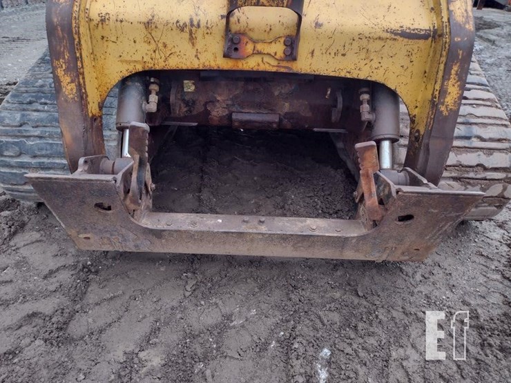 2005-caterpillar-277b-image-19