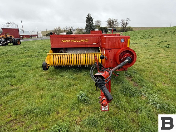 new-holland-580-image-9