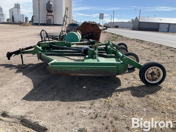 john-deere-1517-image-8