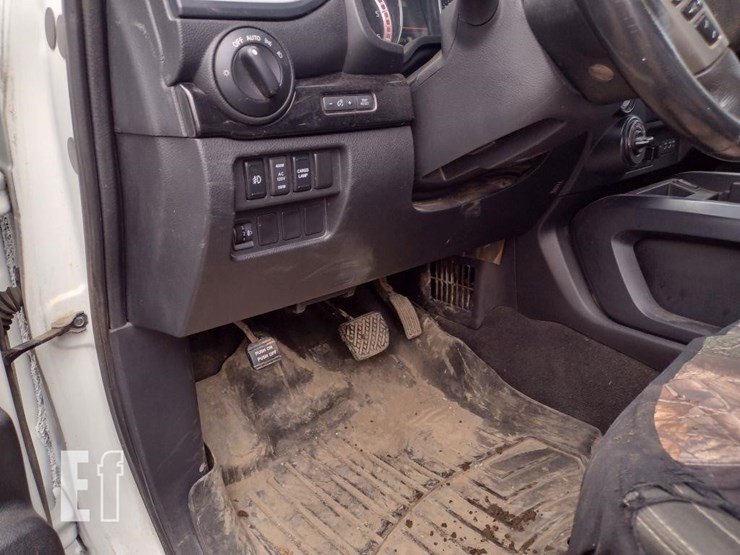 2019-nissan-titan-image-12