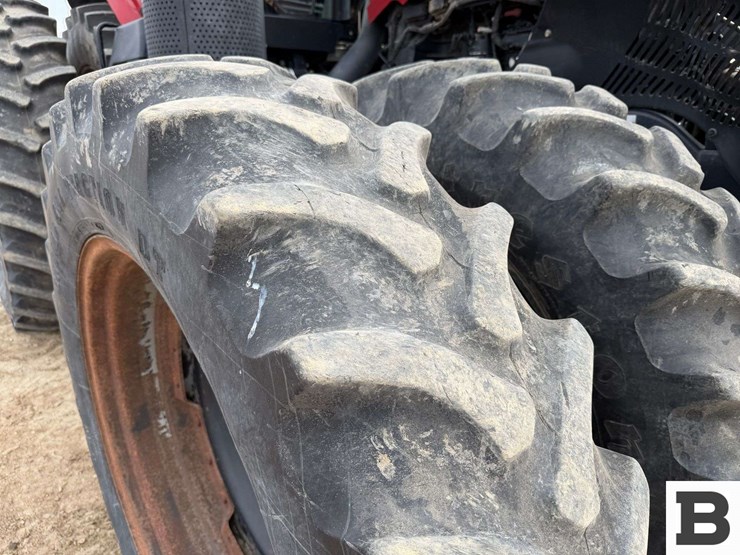 2018-case-ih-magnum-310-image-62