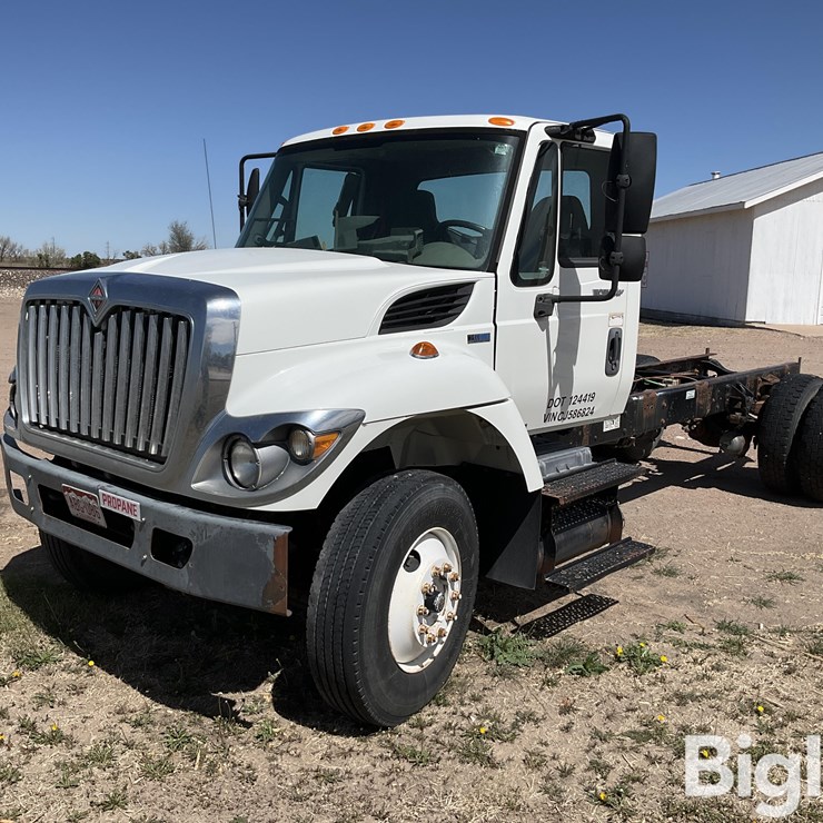 2012 INTERNATIONAL 7400