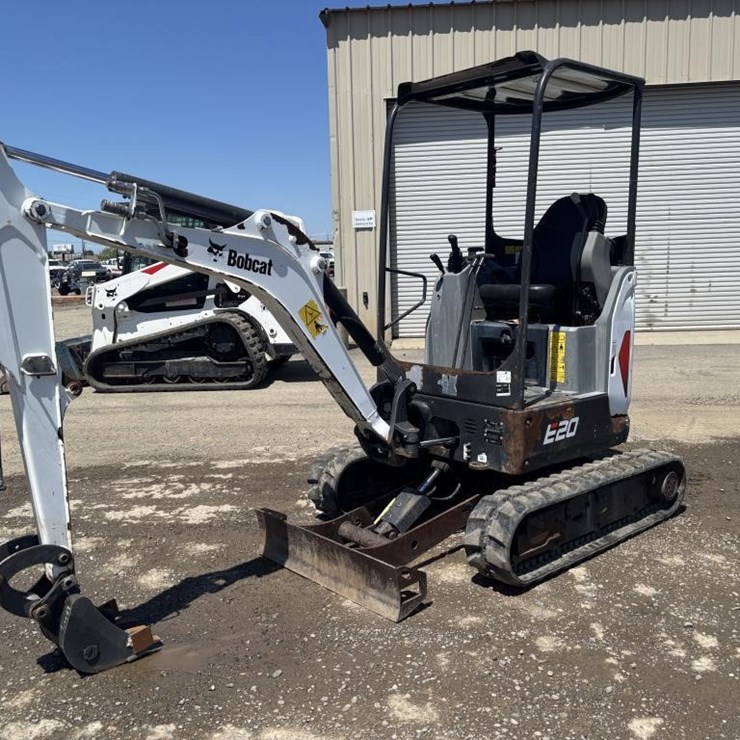 2020 BOBCAT E20