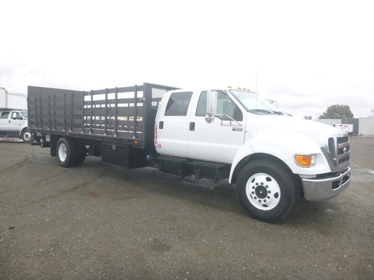 2015-ford-f650-image-2