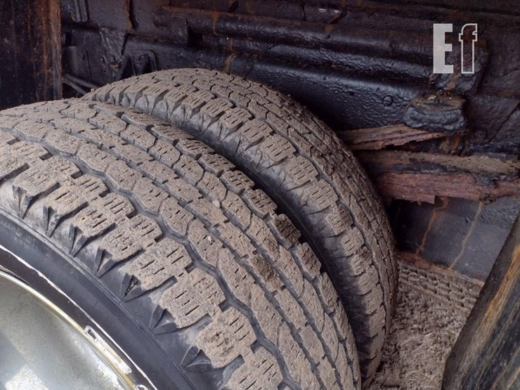 2011-dodge-ram-3500hd-image-16
