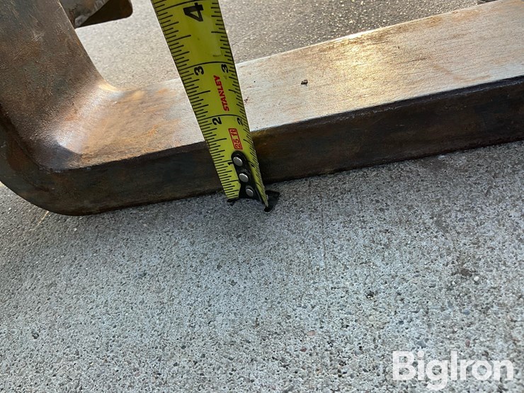 bobcat-pallet-fork-image-18