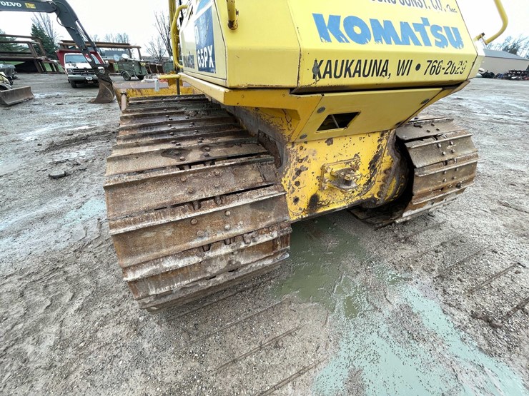 komatsu-d65px-12-image-23