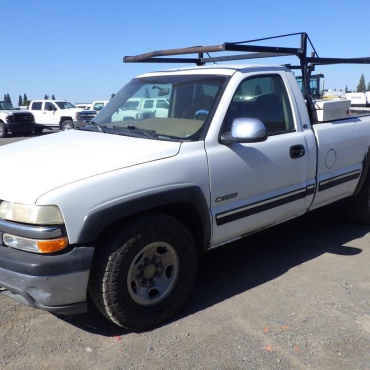 2000 CHEVROLET 2500