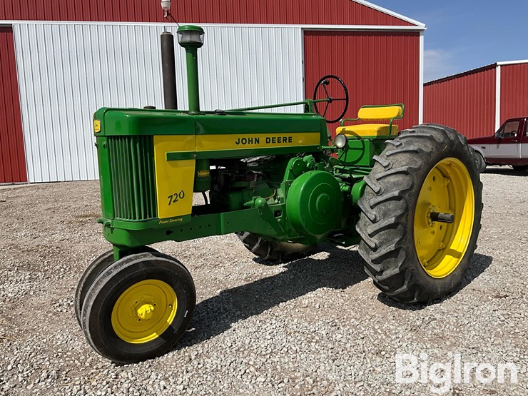 1956-john-deere-720-image-1