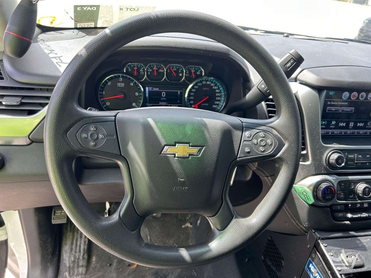 2018-chevrolet-tahoe-image-11