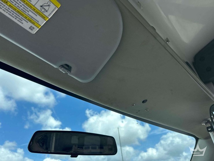 2017-ford-e450-image-18