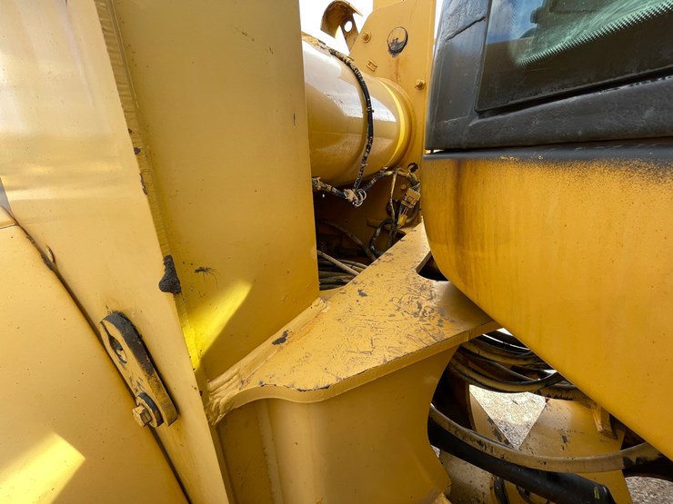 2000-deere-544h-image-17