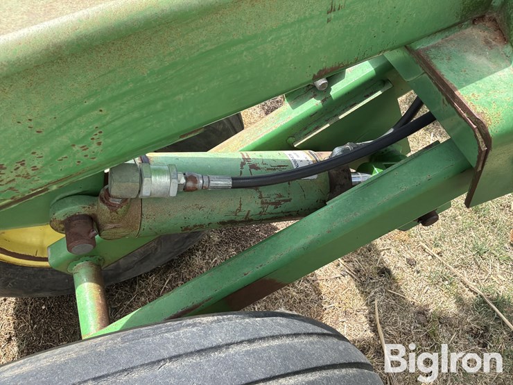 john-deere-510-image-11