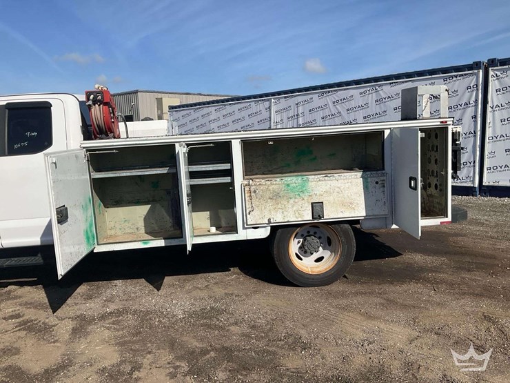 2019-ford-f450-image-37