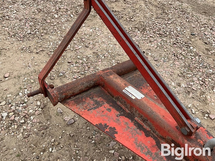 massey-ferguson-16-image-15