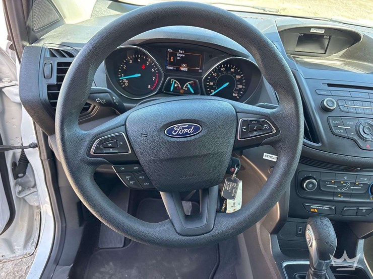 2017-ford-escape-image-11