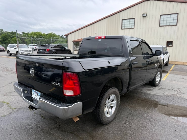 2019-dodge-1500-image-3
