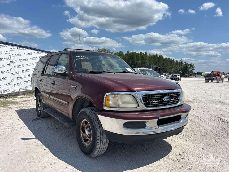 1997-ford-expedition-image-2