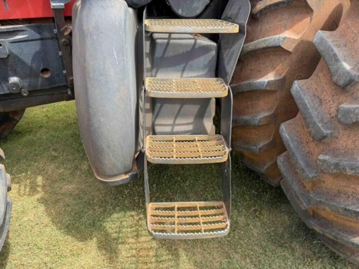 case-mx285-tractor-image-27