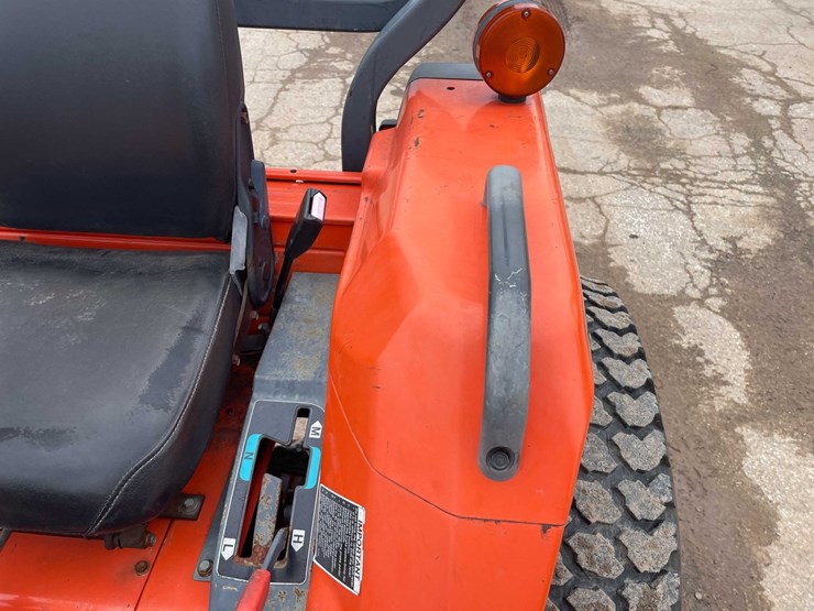 #4056-•-kubota-tractor-image-47