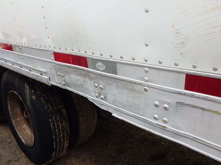 2017-utility-3000r-image-9