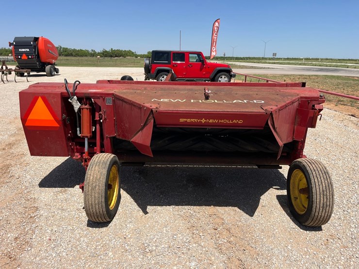 new-holland-474-image-9