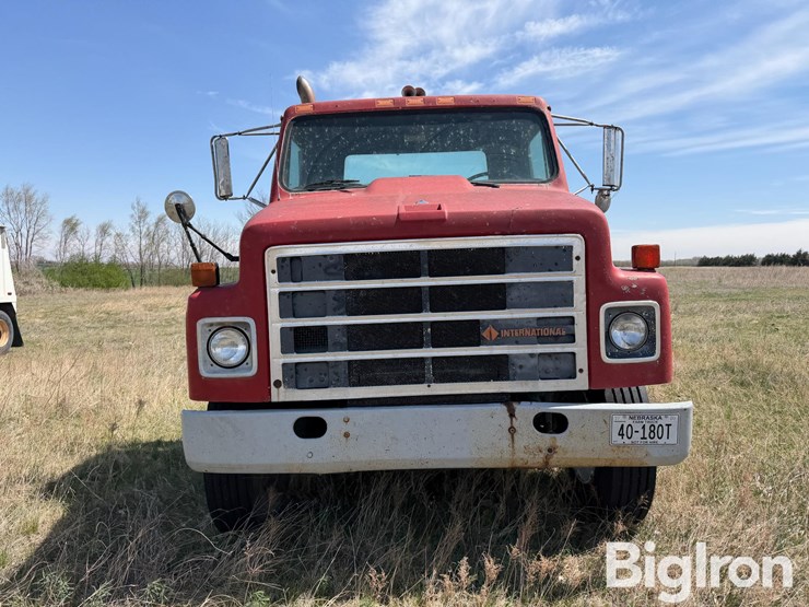 1989-international-s2300-image-2