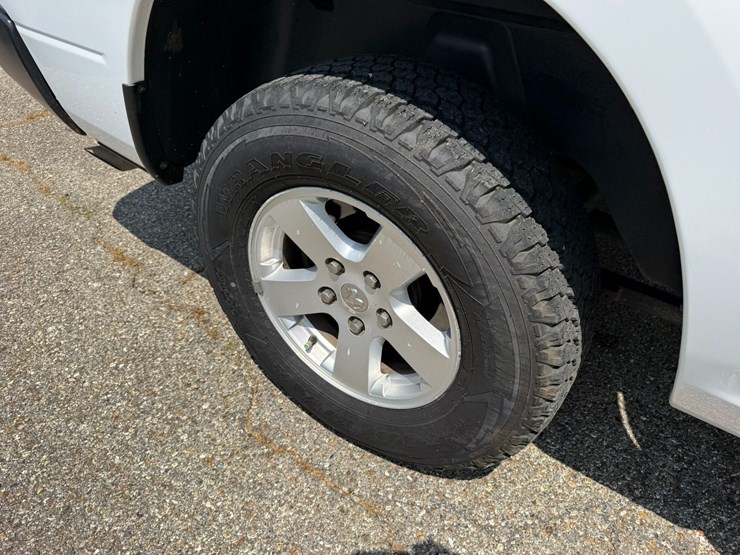 2018-dodge-1500-image-12