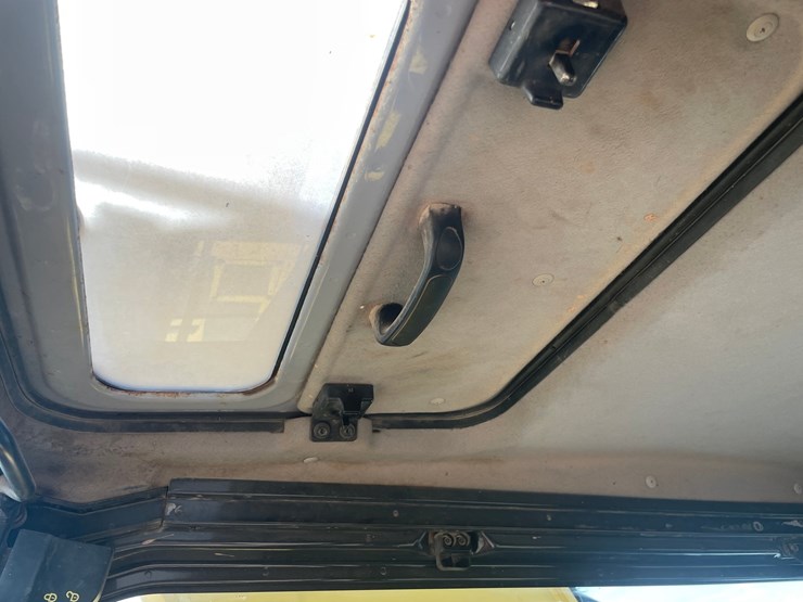 komatsu-pc308-image-78
