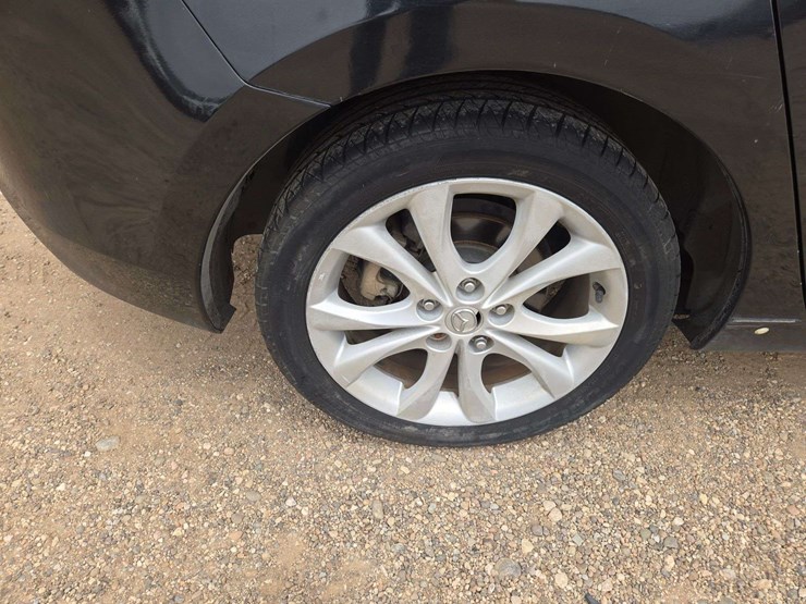 2010-mazda-3s-hatchback-4d-image-18