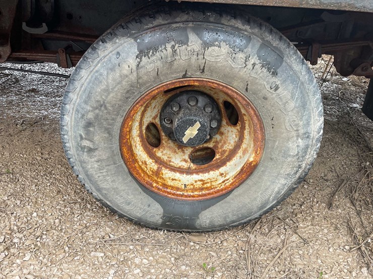 #4059-•-1996-chevy-truck-image-9