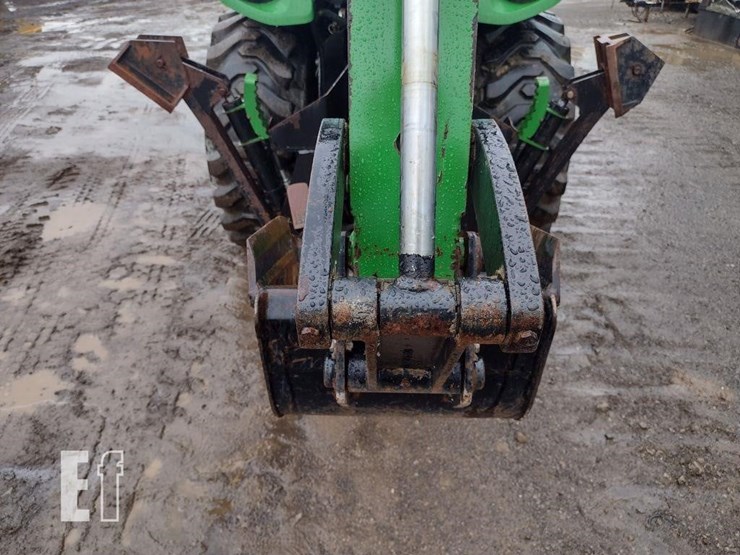 2011-john-deere-3720-image-35