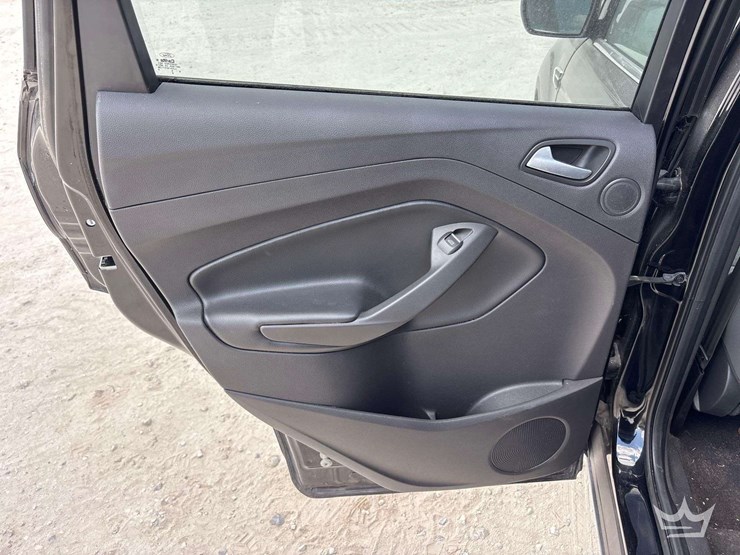 2017-ford-escape-image-24