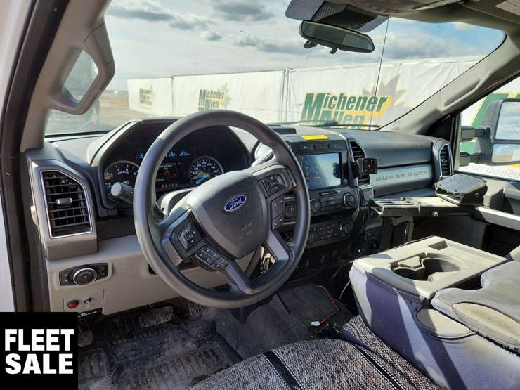 2020-ford-f350-image-15