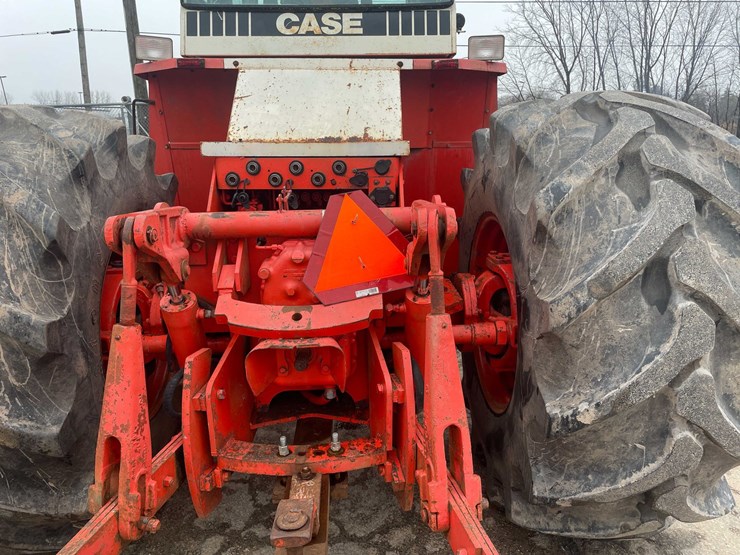 #4063-•-case-tractor-image-24