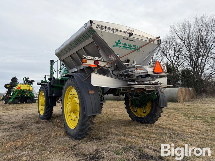 2011-john-deere-4930-image-7
