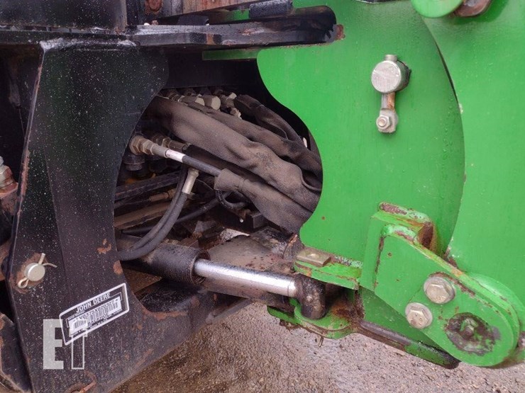 2011-john-deere-3720-image-39