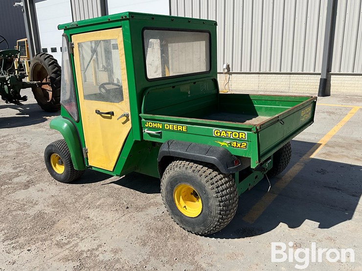 john-deere-gator-image-7