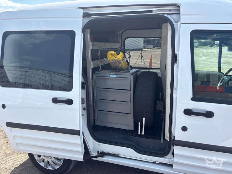 2013-ford-transit-connect-image-22