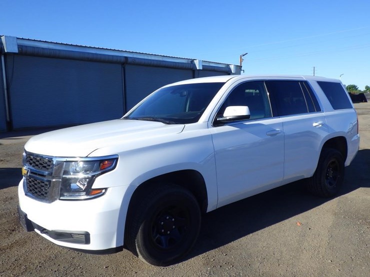 2020-chevrolet-tahoe-image-2