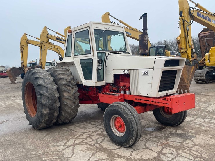 #4064-•-case-1370-tractor-image-3