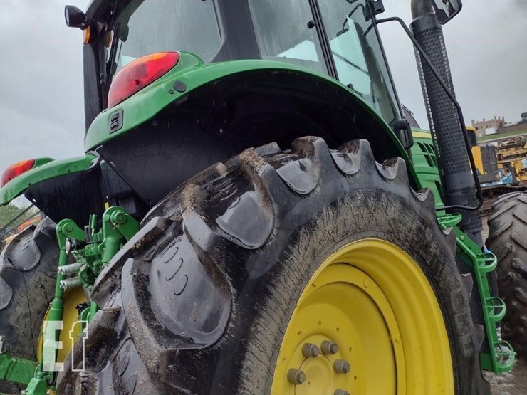 2014-john-deere-6140m-image-22