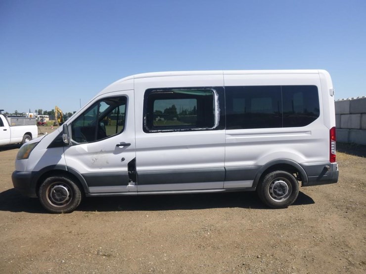 2017-ford-transit-image-6