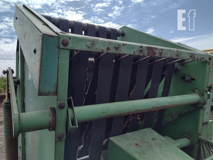 john-deere-410-image-17