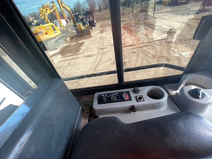 2020-komatsu-d51px-image-64