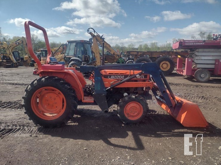 kioti-lb2204-image-3